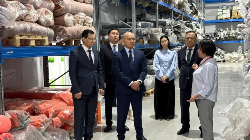 В область Ұлытау с рабочим визитом прибыл заместитель Министра иностранных дел РК Алибек Куантыров (9)