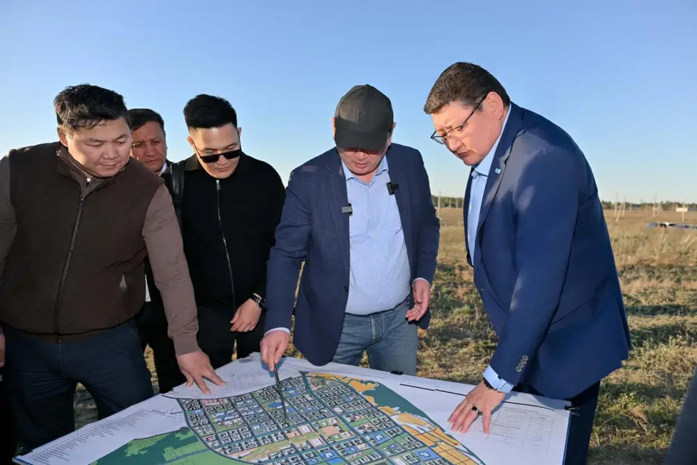 В городе Семей начато строительство первых объектов нового административно-делового центра (7)