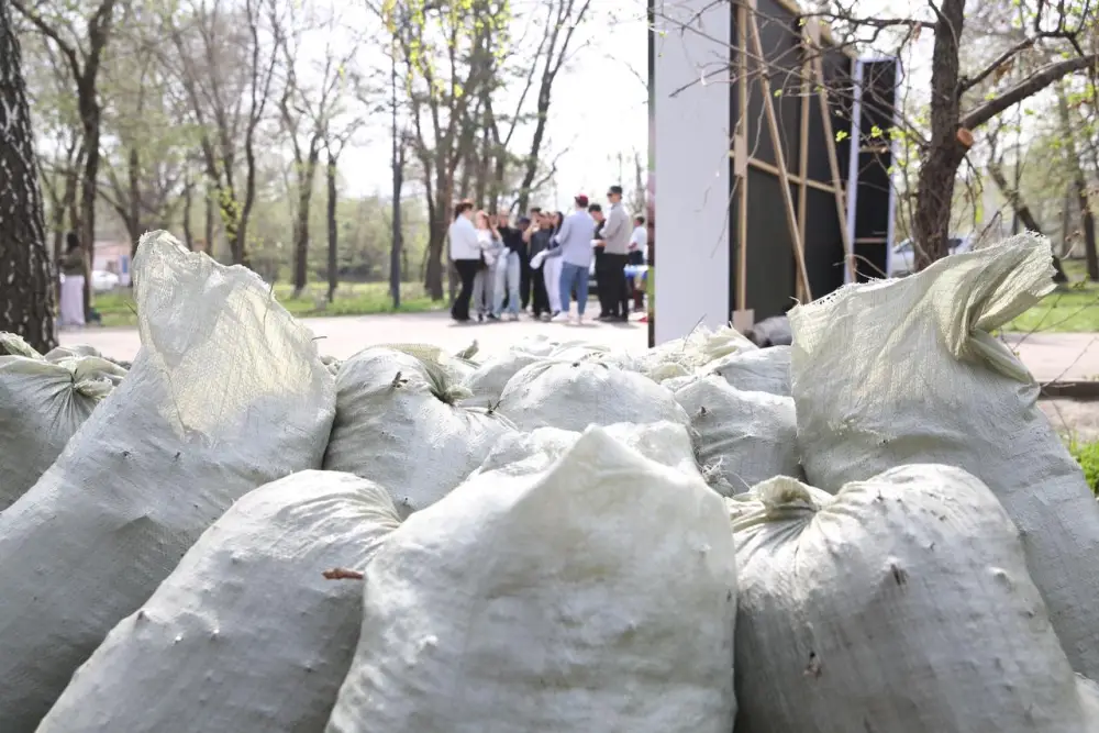 Новая Аллея журналистов появилась в Алматы (2)