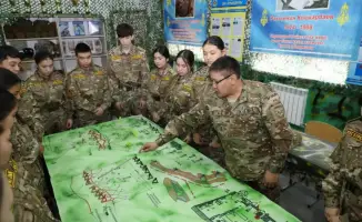 1400 учеников в классе будущих защитников!