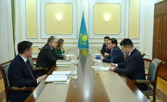 Астана: Встреча министра с послом Монголии