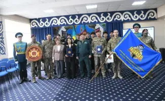 Школа и армия: патриотизм в классе и в строю!