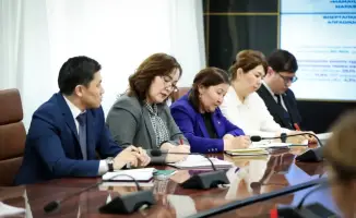 Обсуждение в Минпросвещения: повышение качества знаний школьников и влияние программы «Адал азамат» на образовательный процесс