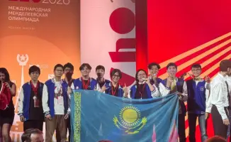 Успех столичных школьников на Менделеевской олимпиаде подчеркивает высокий уровень образования в Москве