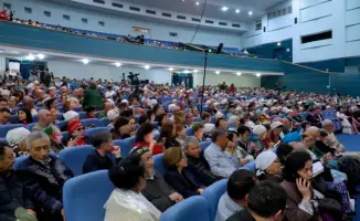 В Астане прошел республиканский айтыс «Алтын шаңырақ», посвященный единству и солидарности этносов страны
