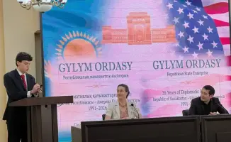 США укрепляют научное сотрудничество с Казахстаном через передачу уникальной коллекции книг