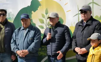 Деревья, как надежда: семья и экология в едином порыве на акции «Таза Қазақстан»