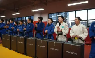 Казахстанские сборные получают полный комплект экипировки для тренировок и соревнований