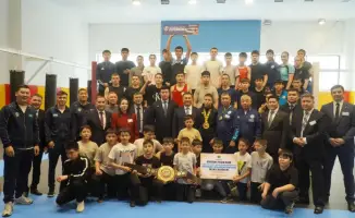 Ключи к победам: Оразбеку вручили квартиру!