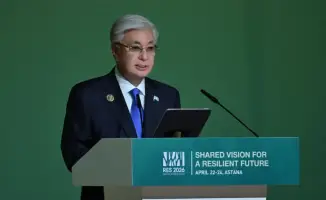 Казахстан акцентирует внимание на международном сотрудничестве и подготовке кадров в области экологии и ИИ для борьбы с климатическими вызовами на Региональном экологическом саммите