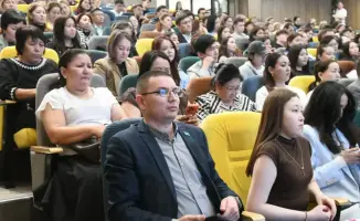 Конституционные ценности: от семьи до школы в Астане