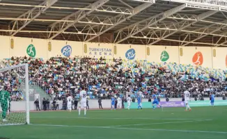 Чемпионат Казахстана по футболу стартовал: клуб «Туран» проиграл «Онтустик Академия» со счетом 2:1