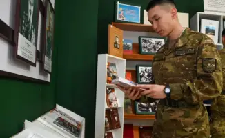 Поддержка читательской культуры в Вооруженных силах: обязательство солдат прочитать минимум пять книг за службу