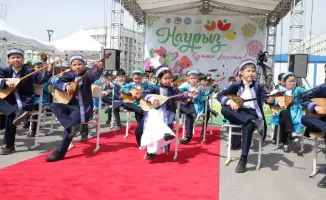 В Алматы прошел субботник: педагоги и студенты высадили «Аллею наставничества» в рамках программы «Таза Қазақстан»