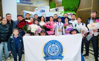 Таэквондистка Айым Серикбаева вернулась с золотой медалью чемпионата мира после 20 лет ожидания