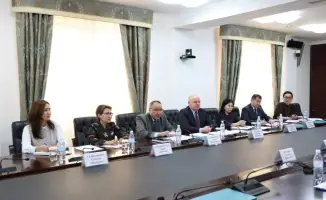 В Высшем Судебном Совете Казахстана Дмитрий Малахов встретился с Алексеем Роговым для обсуждения изменений в деятельности Совета