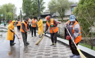 В Алматы прошла экологическая акция по очистке водоемов и территорий
