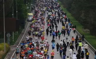 Almaty Half Marathon более 10000 участников 44 страны экологическая акция Таза Қазақстан