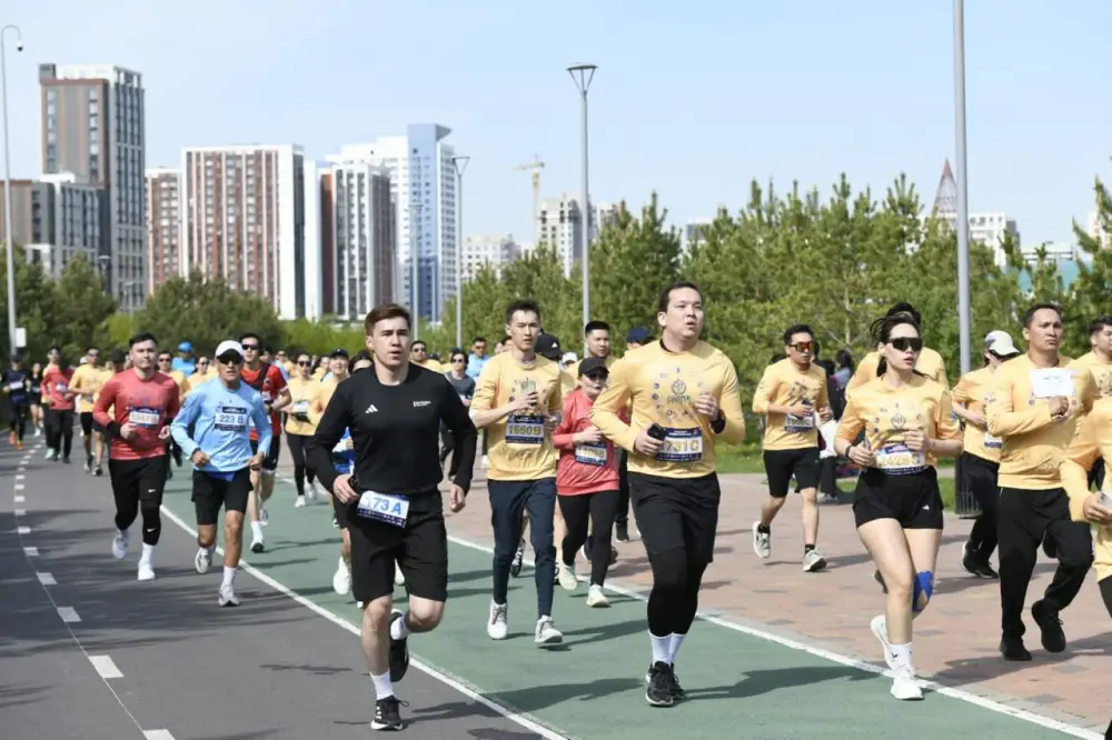 Charity Samruk Marathon: тысячи людей приняли участие в масштабном благотворительном мероприятии в Астане (3)