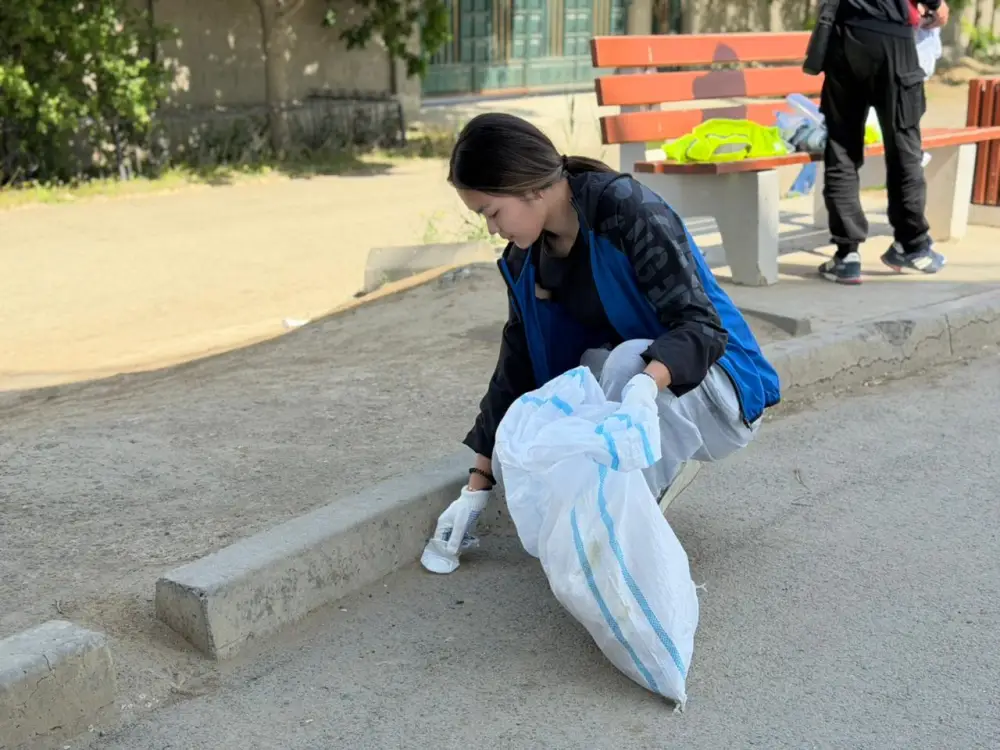 В Атырау впервые прошла экологическая акция «ECO Plogging» (3)