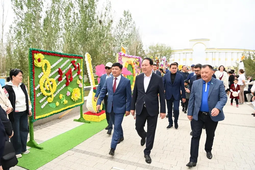 В Президентском парке состоялось праздничное мероприятие «БІРЛІК. ДОСТЫҚ. БЕРЕКЕ» (3)