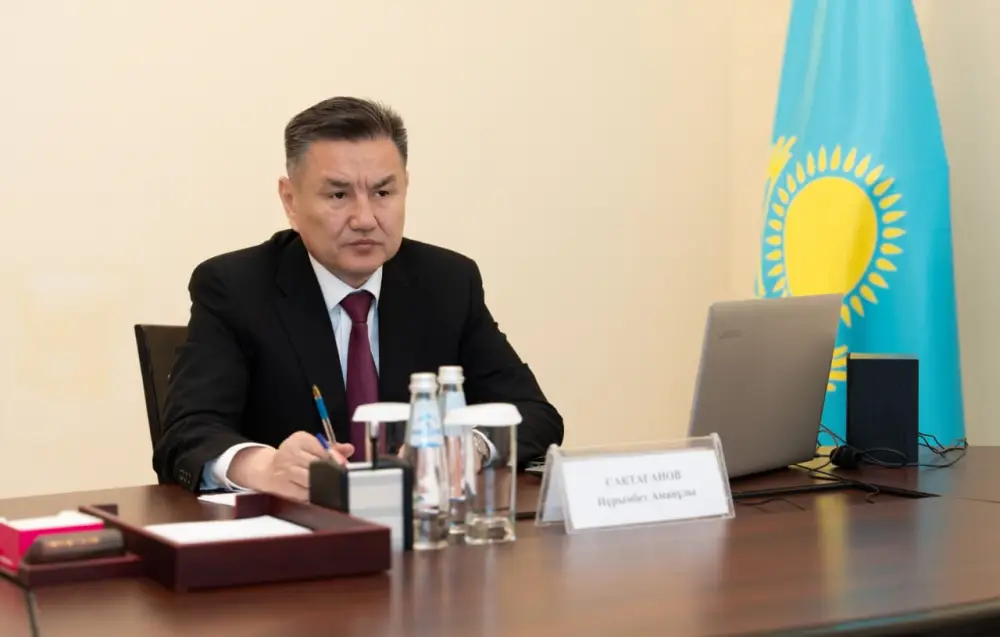 На приеме у акима ВКО жители региона поднимали вопросы жилья, теплоснабжения, предпринимательства (3)