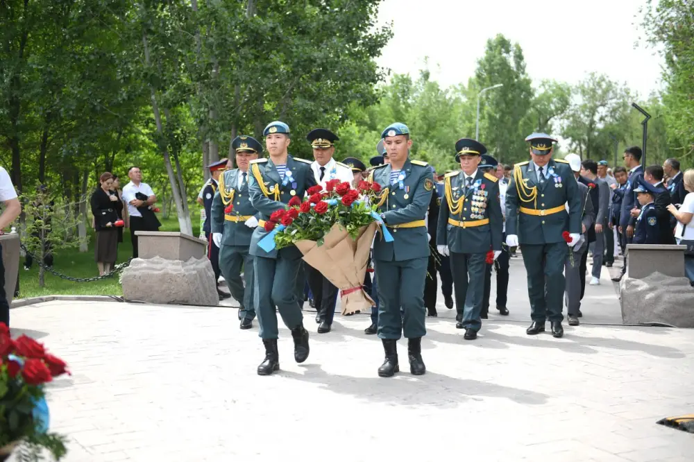 Бессмертный подвиг поколения в сердцах народа (3)