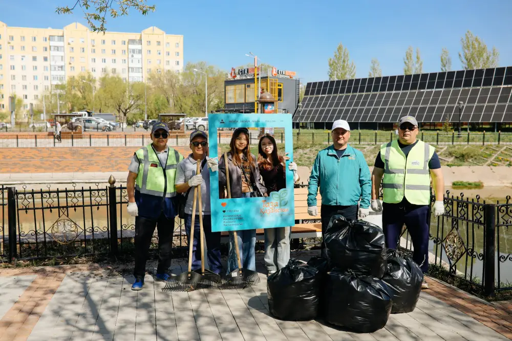 В Астане прошла экологическая акция «Мөлдір бұлақ» (3)