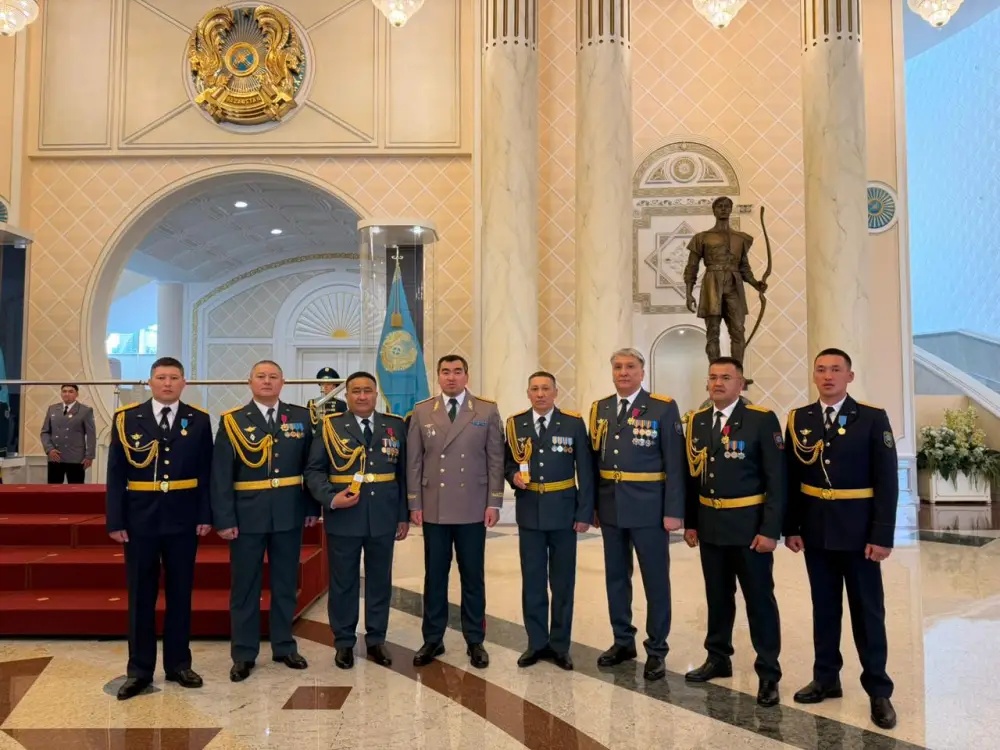 В Акорде госнаградами отметили сотрудников МЧС (2)