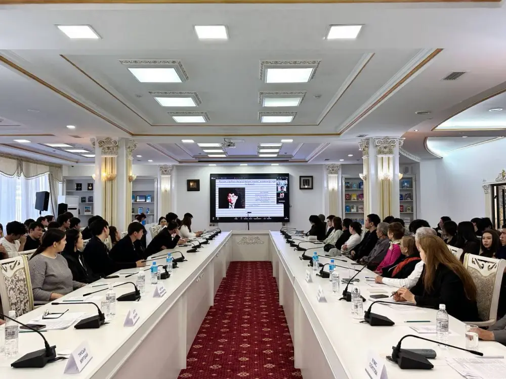 В столице прошла международная конференция к 160-летию Алихана Бокейхана (3)