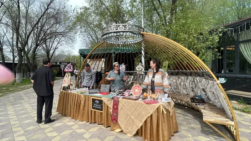 В Карагандинской области отмечают День единства народа Казахстана (10)