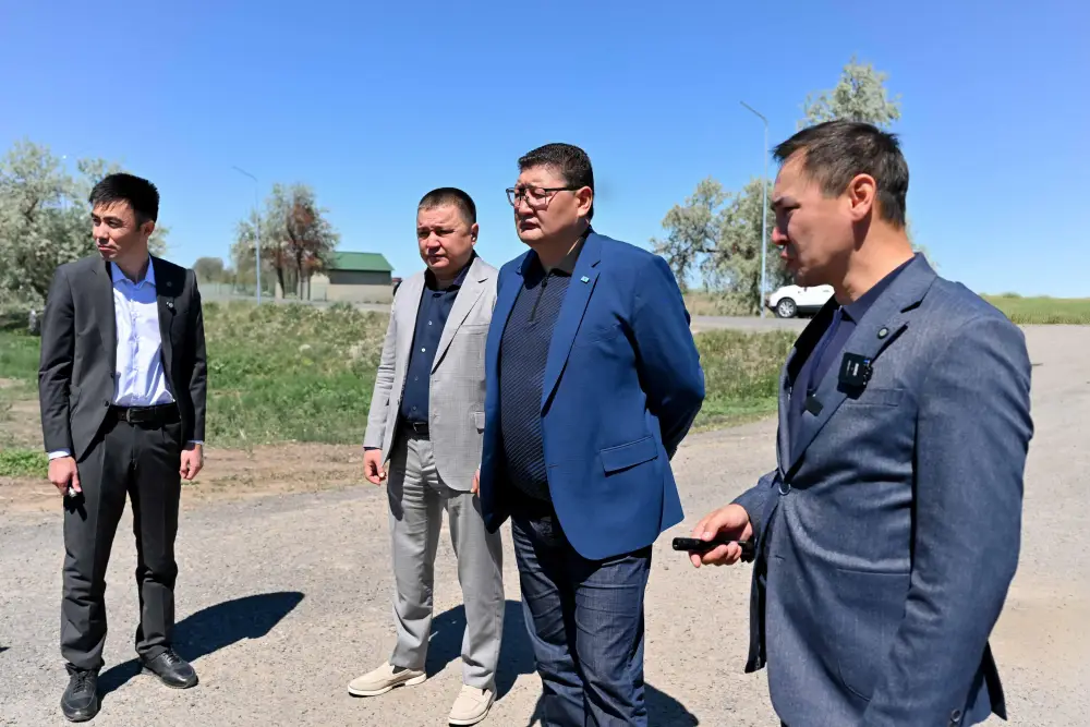 Побережье озера Алаколь благоустраивается, инфраструктура приводится в порядок (8)