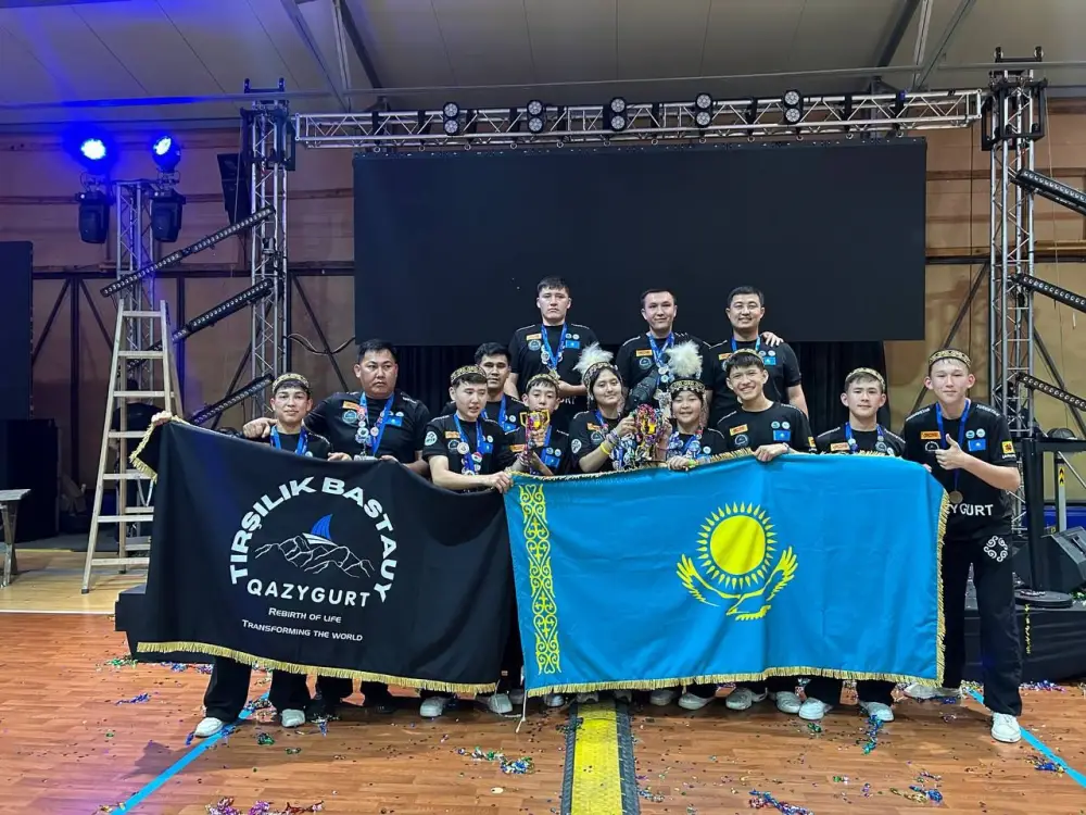 Казахстанские школьники стали призерами международного чемпионата по робототехнике в Греции (4)
