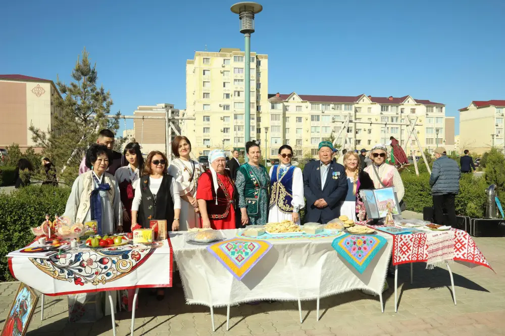 В Мангистау широко отметили День единства народа Казахстана (7)