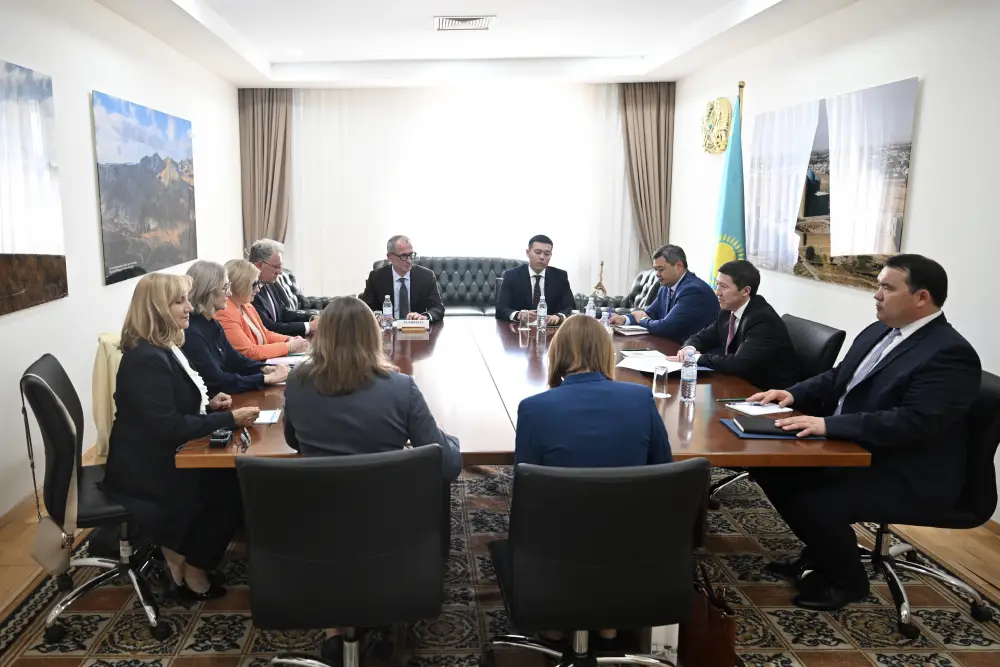 Укрепление межпарламентского сотрудничества между Казахстаном и Польшей обсудили в МИД Казахстана (4)