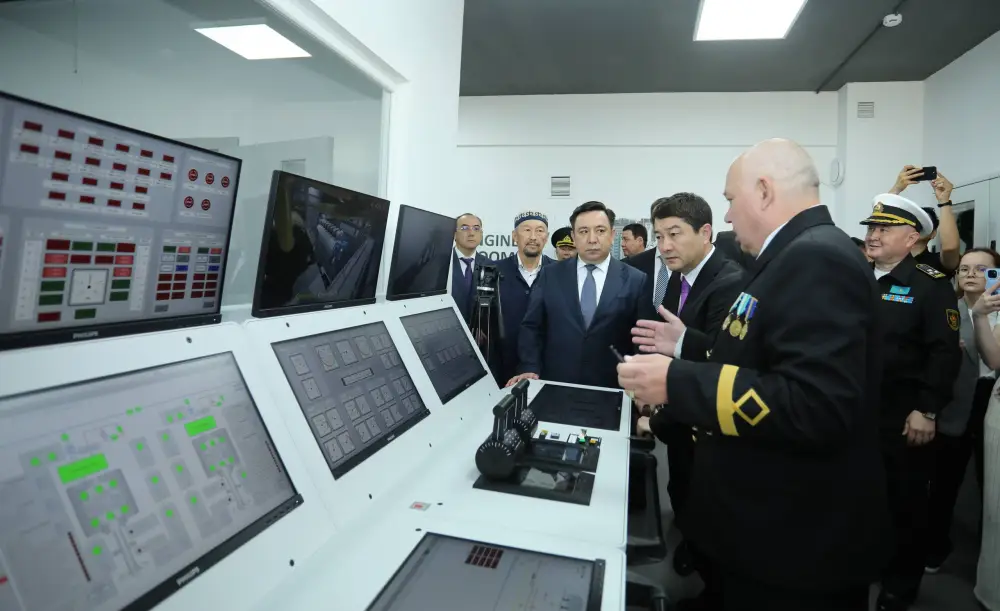 ИСПОЛНЕНИЕ ПОРУЧЕНИЯ ПРЕЗИДЕНТА: В АКТАУ ОТКРЫЛОСЬ НОВОЕ ЗДАНИЕ МОРСКОЙ АКАДЕМИИ (9)