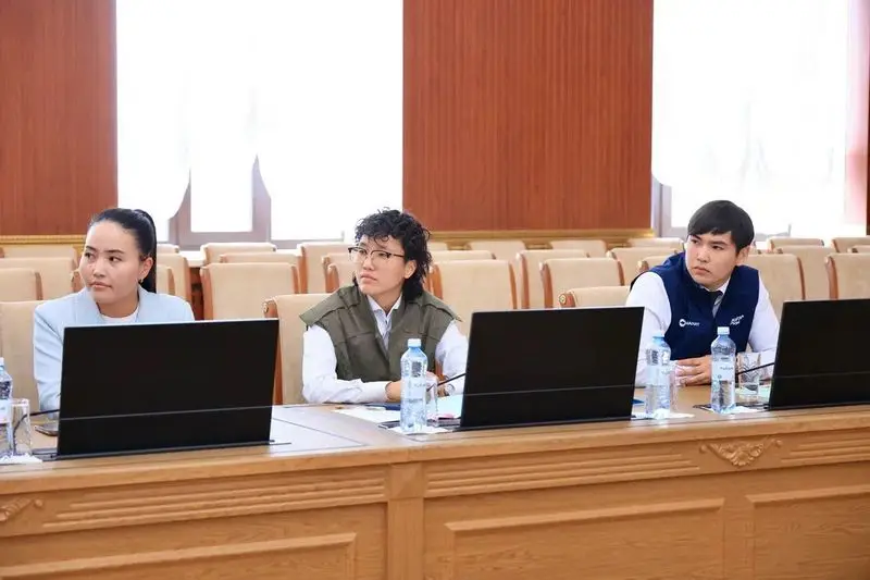 В Карагандинской области меняют подходы к работе с молодёжью (9)