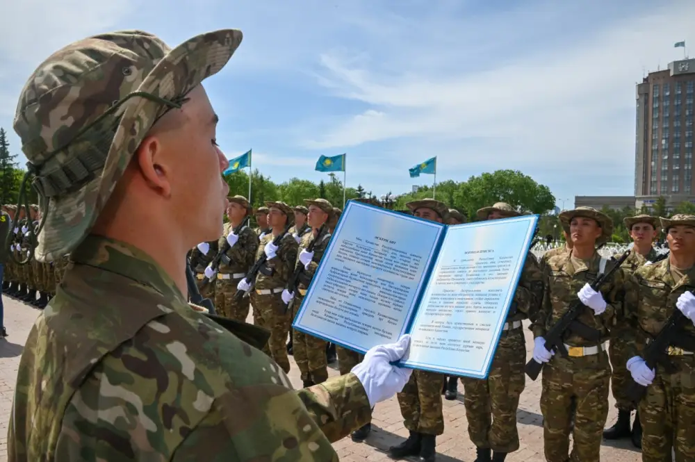 Более 4500 военнослужащих Вооруженных сил приняли Военную присягу (8)