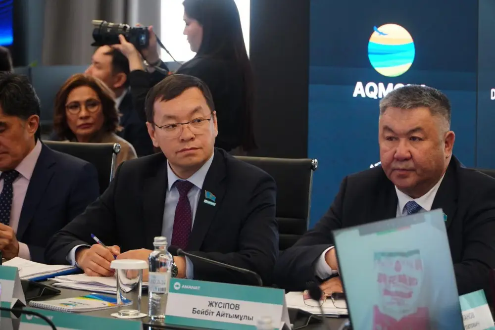 Комитет партийного контроля партии «AMANAT» высоко оценил изменения в Акмолинской области (4)