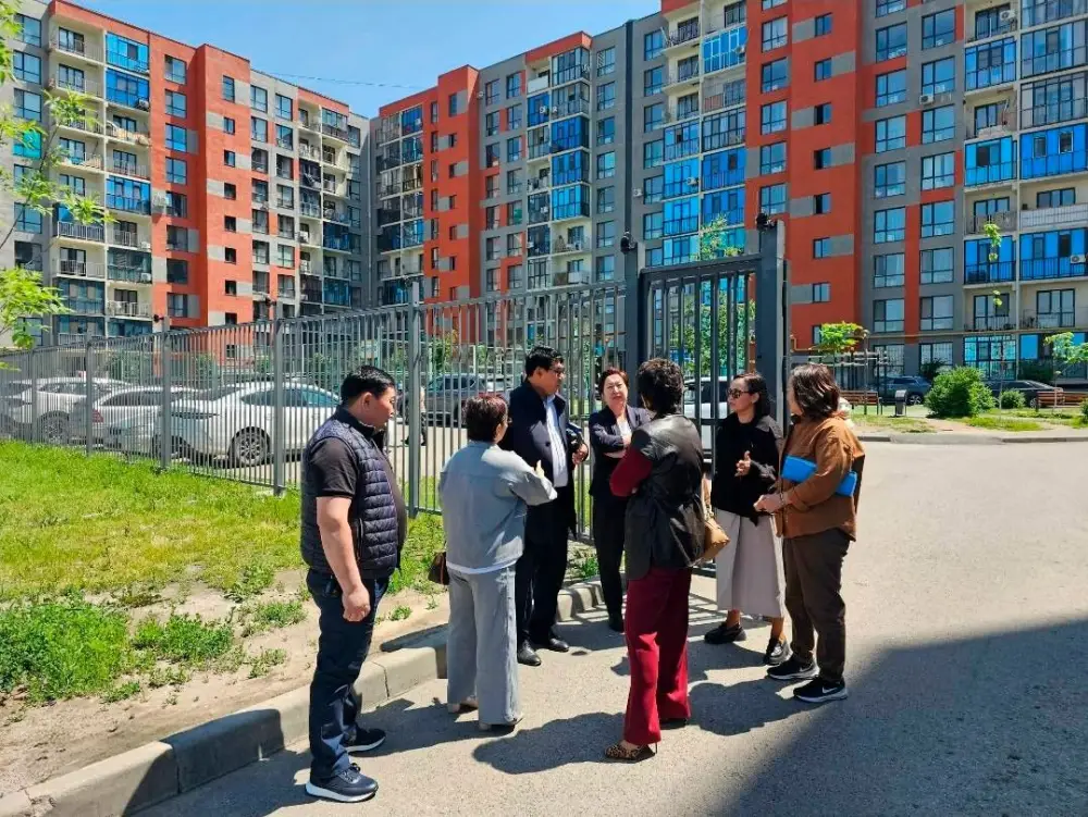 В одном из районов Алматы проверили качество воздуха после жалоб жителей (2)