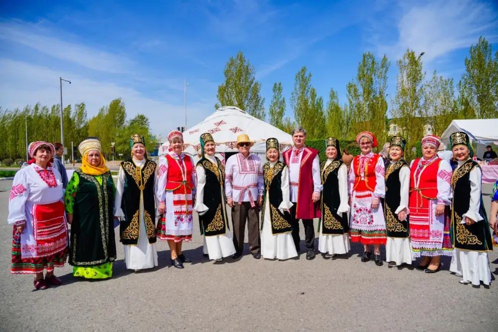 Фестиваль национальной культуры и кухни провели в День единства в Астане (4)