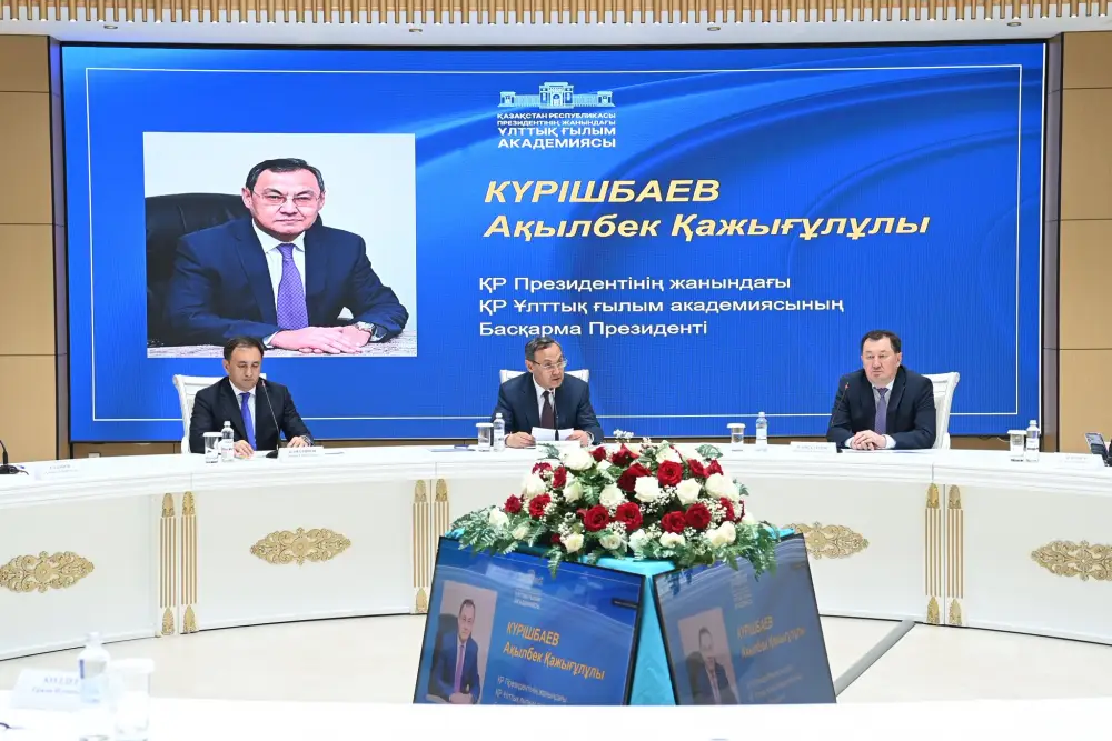 Состоялось выездное заседание Национальной академии наук (9)