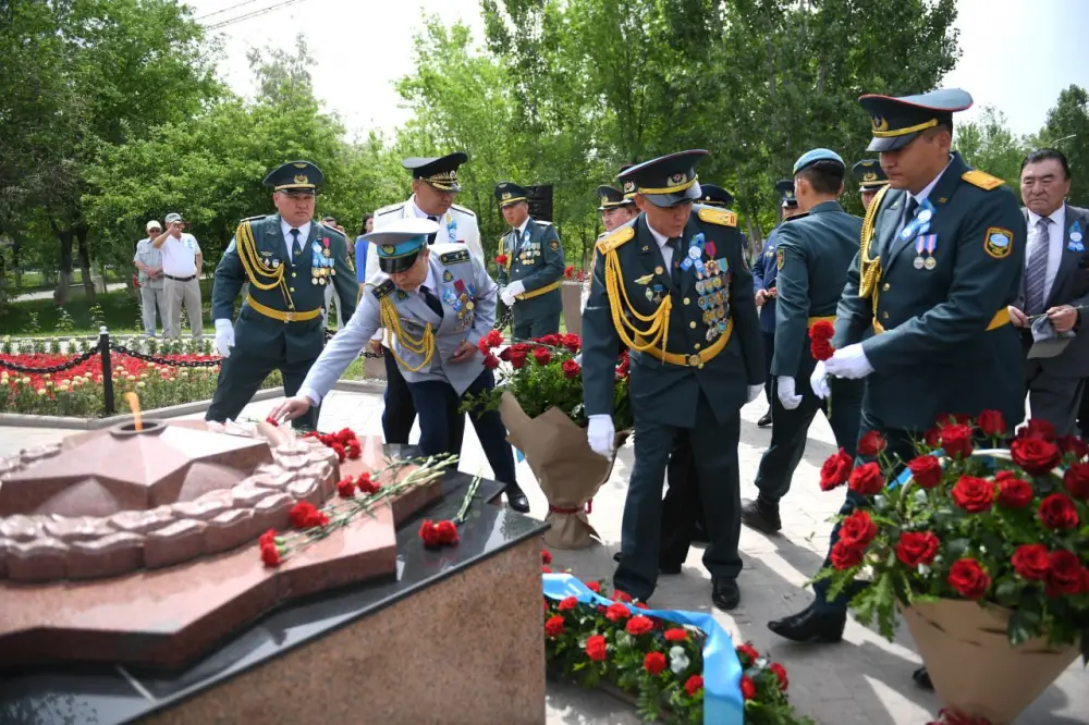 Бессмертный подвиг поколения в сердцах народа (4)