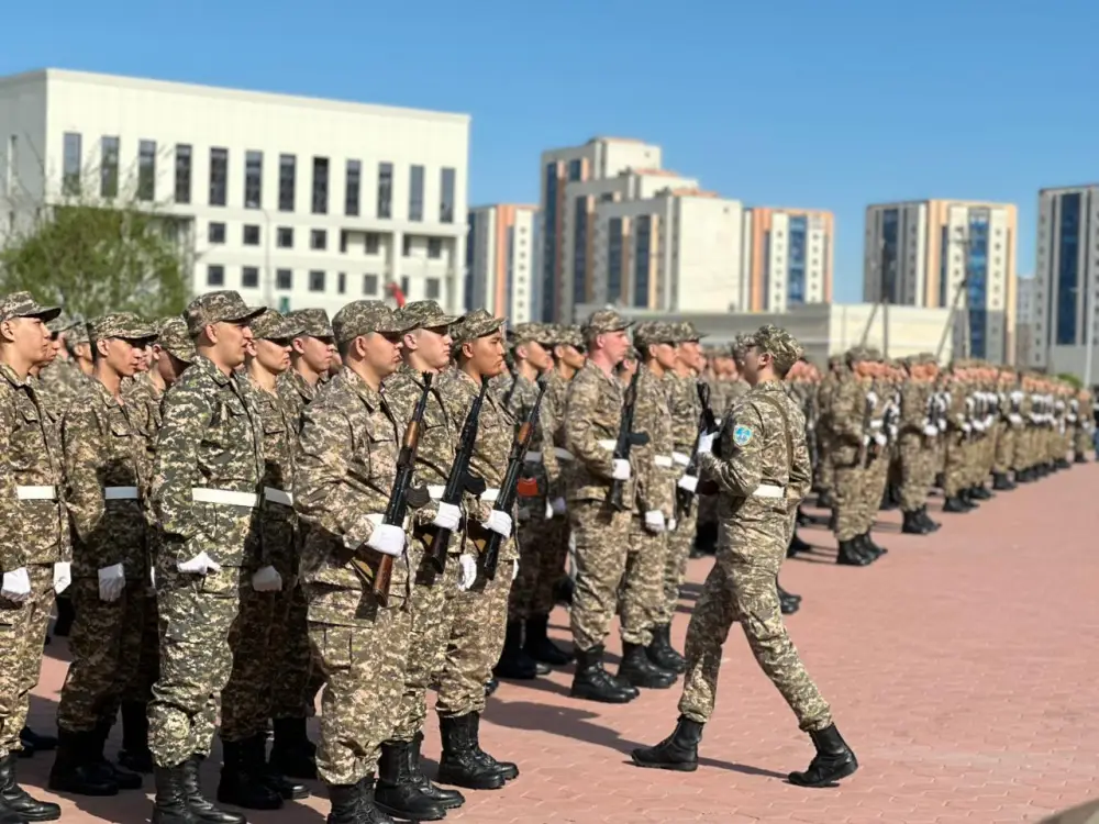 В Астане студенты военной кафедры приняли присягу (8)