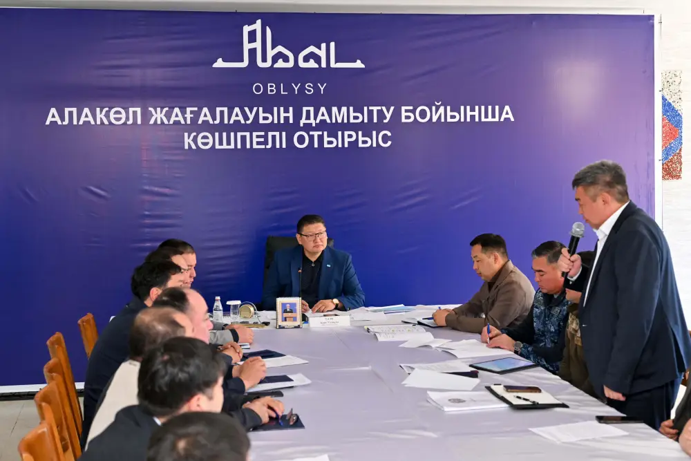 Обсуждены вопросы подготовки к туристическому сезону на озере Алаколь (7)