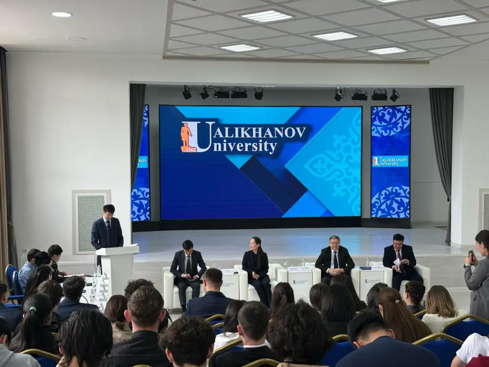 Руководитель правозащитного центра выступила перед студентами Кокшетауского университета имени Ш. Уалиханова (2)