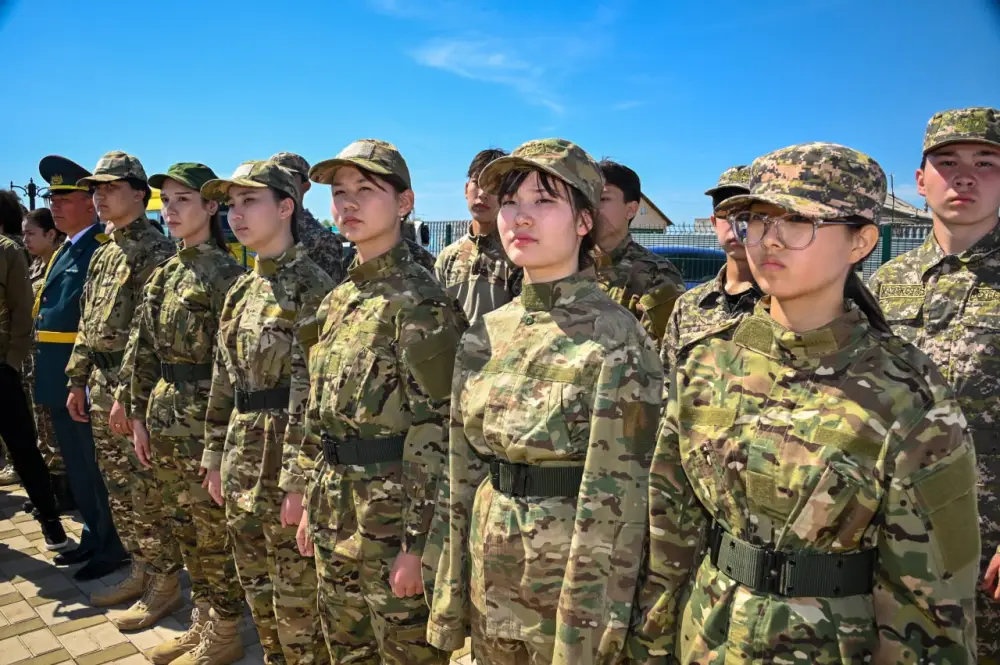 В Акмолинской области почтили память Халық қаһарманы Рахимжана Кошкарбаева (6)