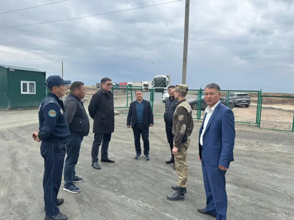 Заместитель председателя посетил фитосанитарные контрольные посты в Актюбинской области (3)