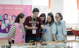 Более 300 женщин-педагогов Мангистау осваивают робототехнику и STEM-направления