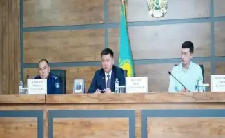 Қазығұртта мемлекеттік қызметкерлерге семинар өтті